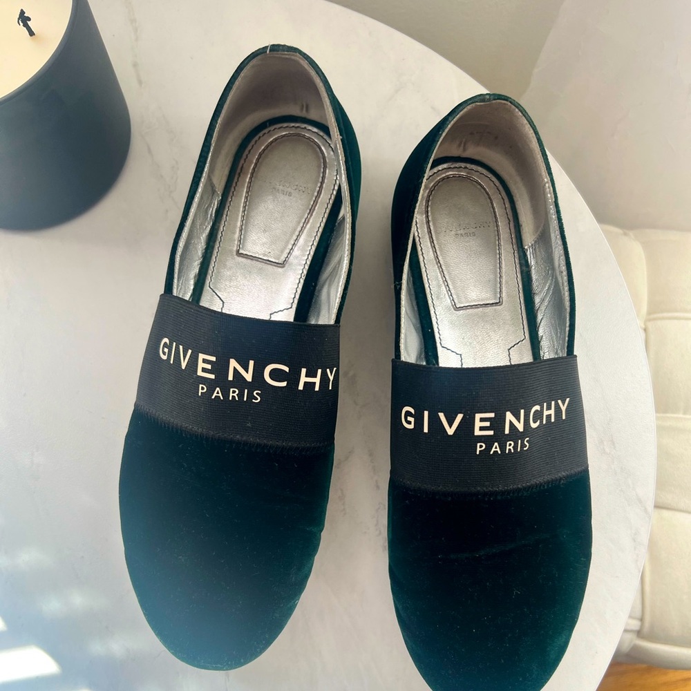 Givenchy Green Velvet Logo Loafers Size 37.5